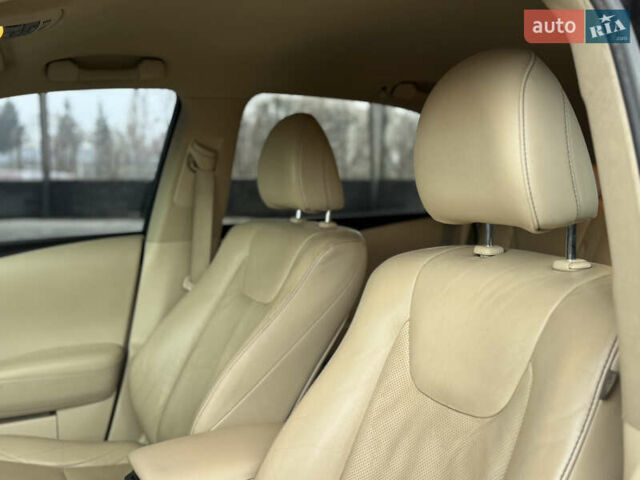 Коричневий Лексус РХ, об'ємом двигуна 2.7 л та пробігом 216 тис. км за 16699 $, фото 31 на Automoto.ua