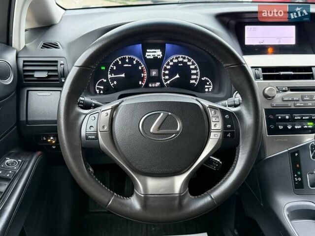 Коричневый Лексус РХ, объемом двигателя 2.67 л и пробегом 151 тыс. км за 21500 $, фото 9 на Automoto.ua