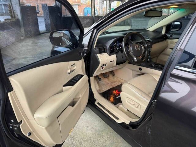 Коричневый Лексус РХ, объемом двигателя 2.7 л и пробегом 216 тыс. км за 16699 $, фото 4 на Automoto.ua