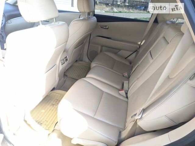 Коричневый Лексус РХ, объемом двигателя 2.67 л и пробегом 120 тыс. км за 17800 $, фото 11 на Automoto.ua