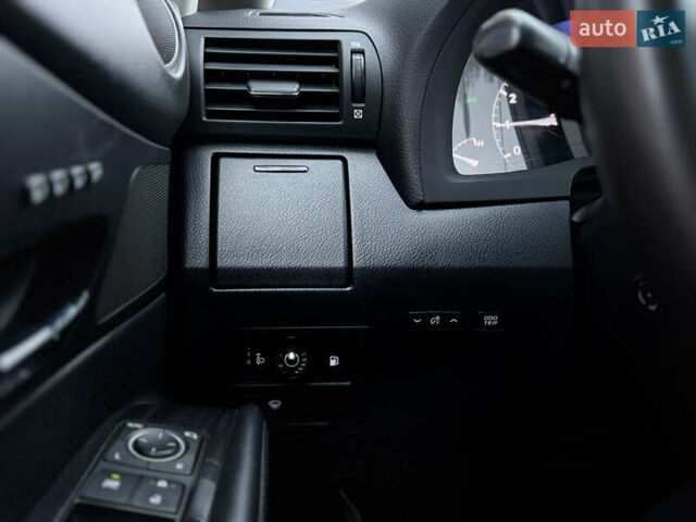 Коричневый Лексус РХ, объемом двигателя 2.67 л и пробегом 151 тыс. км за 18500 $, фото 14 на Automoto.ua