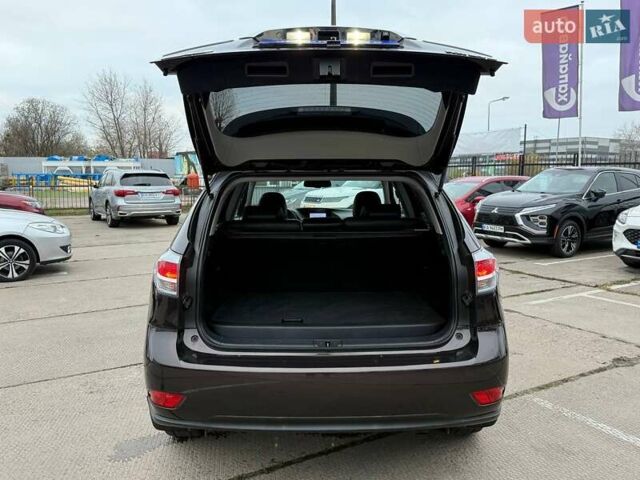 Коричневый Лексус РХ, объемом двигателя 2.67 л и пробегом 151 тыс. км за 21500 $, фото 15 на Automoto.ua