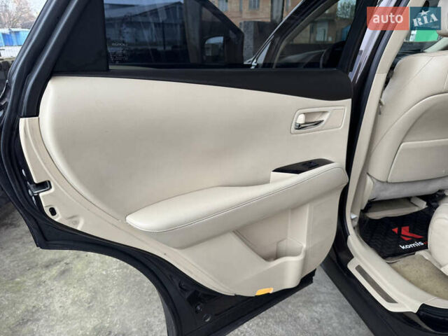 Коричневый Лексус РХ, объемом двигателя 2.7 л и пробегом 216 тыс. км за 16699 $, фото 40 на Automoto.ua