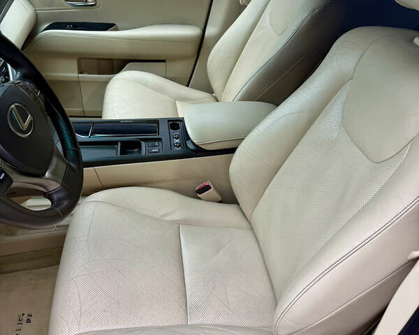 Лексус РХ 2013 в Вишневом на Automoto.ua Коричневый Лексус РХ, объемом двигателя 2.67 л и пробегом 176 тыс. км за 18500 $, фото 15 на Automoto.ua