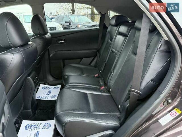 Коричневый Лексус РХ, объемом двигателя 2.67 л и пробегом 151 тыс. км за 21500 $, фото 13 на Automoto.ua