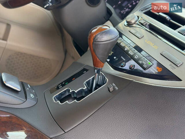 Коричневый Лексус РХ, объемом двигателя 3.46 л и пробегом 183 тыс. км за 18700 $, фото 42 на Automoto.ua