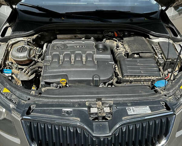 Коричневый Лексус РХ, объемом двигателя 2.67 л и пробегом 71 тыс. км за 20700 $, фото 82 на Automoto.ua