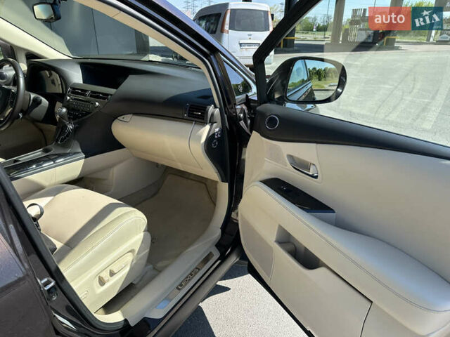 Коричневий Лексус РХ, об'ємом двигуна 2.67 л та пробігом 161 тис. км за 17800 $, фото 29 на Automoto.ua