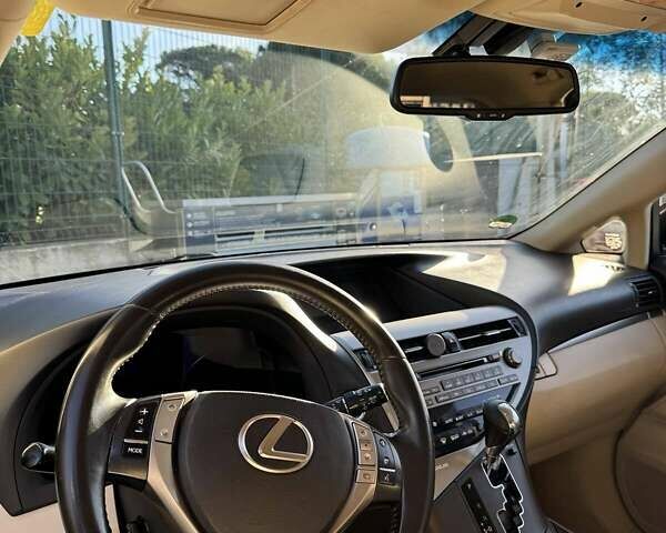 Коричневый Лексус РХ, объемом двигателя 2.67 л и пробегом 170 тыс. км за 22500 $, фото 2 на Automoto.ua