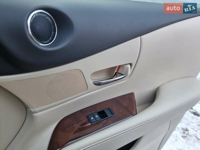 Коричневый Лексус РХ, объемом двигателя 3.5 л и пробегом 24 тыс. км за 35000 $, фото 30 на Automoto.ua