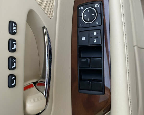 Лексус РХ 2015 в Киеве на Automoto.ua Коричневый Лексус РХ, объемом двигателя 3.46 л и пробегом 190 тыс. км за 23500 $, фото 21 на Automoto.ua