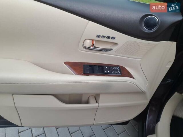 Коричневий Лексус РХ, об'ємом двигуна 3.46 л та пробігом 149 тис. км за 23600 $, фото 10 на Automoto.ua