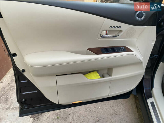 Лексус РХ 2015 в Киеве на Automoto.ua Коричневый Лексус РХ, объемом двигателя 3.46 л и пробегом 190 тыс. км за 23500 $, фото 22 на Automoto.ua