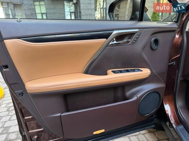Коричневый Лексус РХ, объемом двигателя 2 л и пробегом 130 тыс. км за 28999 $, фото 20 на Automoto.ua