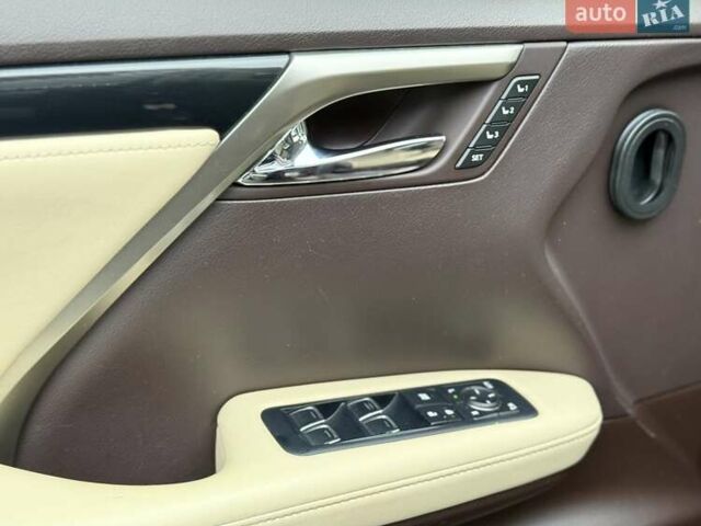 Коричневый Лексус РХ, объемом двигателя 2 л и пробегом 110 тыс. км за 33500 $, фото 15 на Automoto.ua