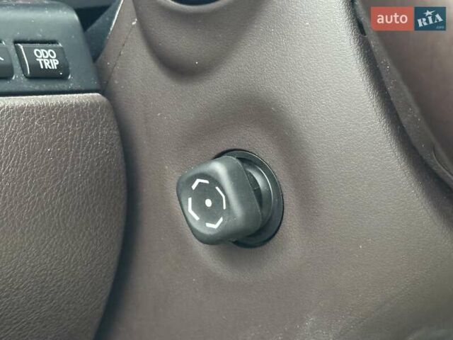 Коричневий Лексус РХ, об'ємом двигуна 2 л та пробігом 114 тис. км за 28950 $, фото 75 на Automoto.ua