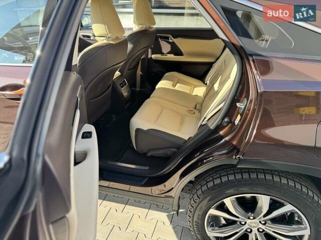 Лексус РХ 2016 у Тернополі на Automoto.ua Коричневий Лексус РХ, об'ємом двигуна 2 л та пробігом 137 тис. км за 32500 $, фото 27 на Automoto.ua