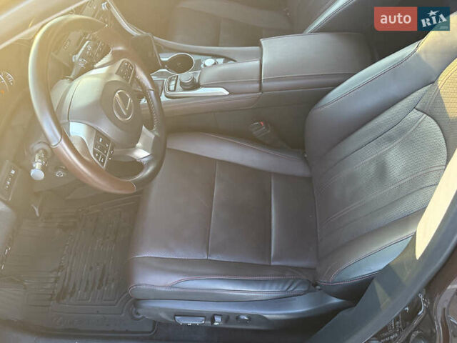 Коричневий Лексус РХ, об'ємом двигуна 2 л та пробігом 160 тис. км за 28300 $, фото 32 на Automoto.ua