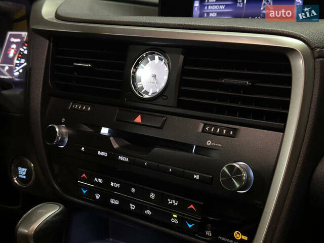 Коричневый Лексус РХ, объемом двигателя 2 л и пробегом 104 тыс. км за 32500 $, фото 39 на Automoto.ua