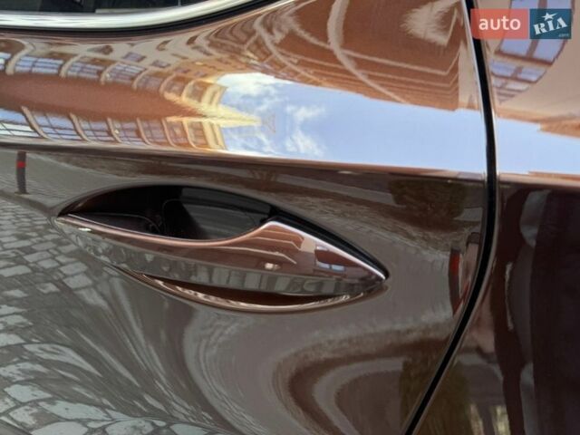 Коричневый Лексус РХ, объемом двигателя 2 л и пробегом 130 тыс. км за 28999 $, фото 85 на Automoto.ua