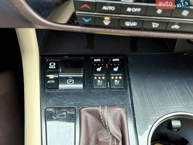 Коричневый Лексус РХ, объемом двигателя 2 л и пробегом 110 тыс. км за 33500 $, фото 36 на Automoto.ua