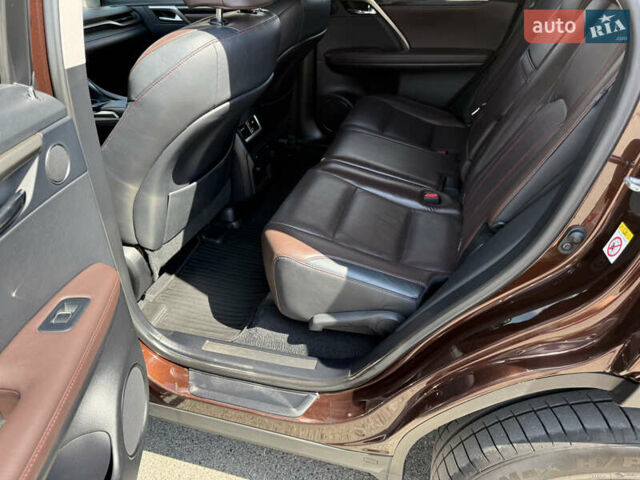 Коричневий Лексус РХ, об'ємом двигуна 2 л та пробігом 138 тис. км за 28700 $, фото 32 на Automoto.ua