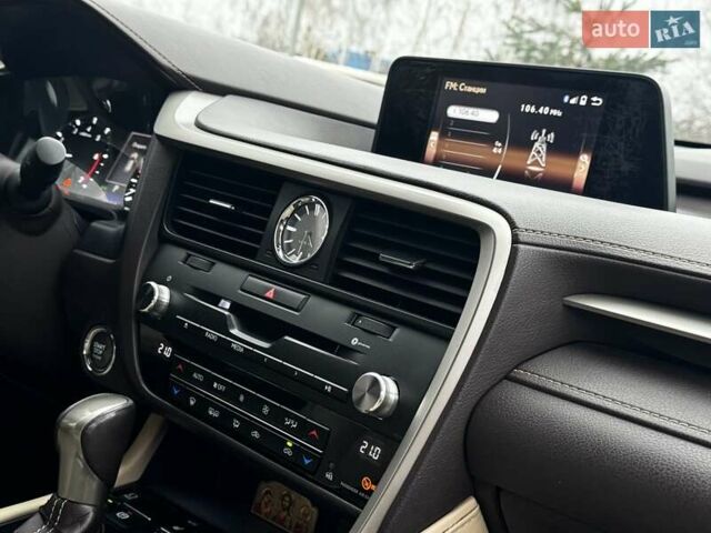 Коричневий Лексус РХ, об'ємом двигуна 2 л та пробігом 114 тис. км за 28950 $, фото 89 на Automoto.ua