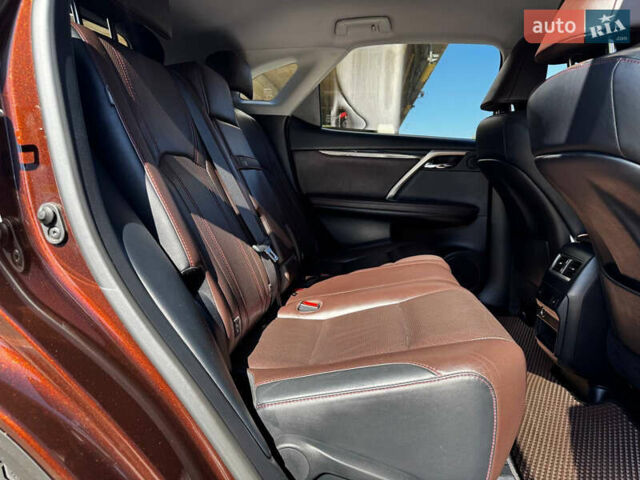 Коричневий Лексус РХ, об'ємом двигуна 2 л та пробігом 170 тис. км за 26900 $, фото 23 на Automoto.ua