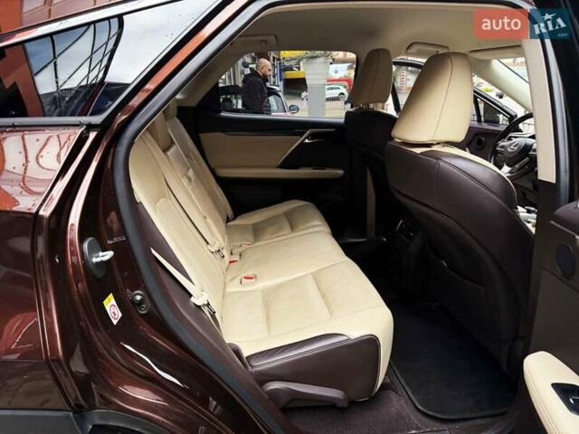 Лексус РХ 2016 в Львове на Automoto.ua Коричневый Лексус РХ, объемом двигателя 2 л и пробегом 113 тыс. км за 33900 $, фото 42 на Automoto.ua