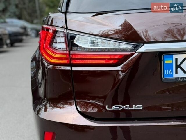 Коричневий Лексус РХ, об'ємом двигуна 2 л та пробігом 97 тис. км за 28600 $, фото 5 на Automoto.ua