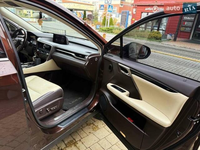 Лексус РХ 2016 в Львове на Automoto.ua Коричневый Лексус РХ, объемом двигателя 2 л и пробегом 113 тыс. км за 33900 $, фото 43 на Automoto.ua