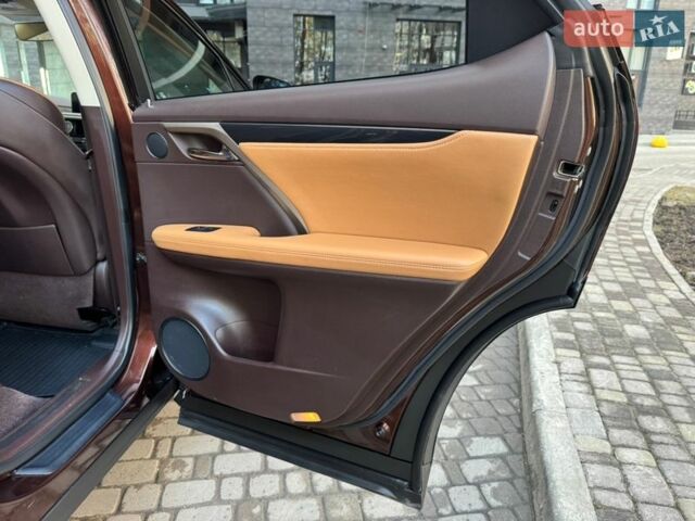 Коричневый Лексус РХ, объемом двигателя 2 л и пробегом 130 тыс. км за 28999 $, фото 53 на Automoto.ua
