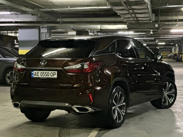 Коричневий Лексус РХ, об'ємом двигуна 2 л та пробігом 104 тис. км за 32500 $, фото 1 на Automoto.ua