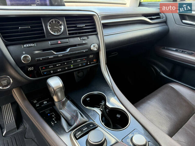 Коричневий Лексус РХ, об'ємом двигуна 2 л та пробігом 138 тис. км за 28700 $, фото 33 на Automoto.ua