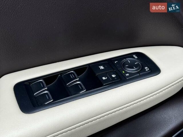 Коричневий Лексус РХ, об'ємом двигуна 2 л та пробігом 114 тис. км за 28950 $, фото 76 на Automoto.ua