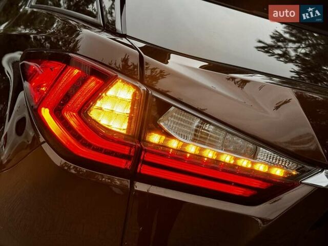 Коричневий Лексус РХ, об'ємом двигуна 2 л та пробігом 114 тис. км за 28950 $, фото 50 на Automoto.ua