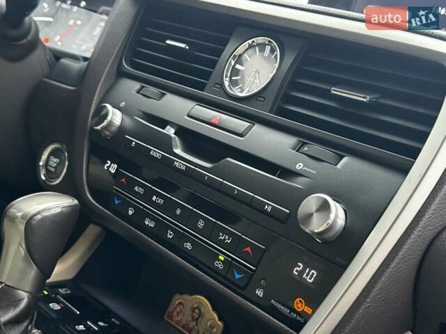 Коричневий Лексус РХ, об'ємом двигуна 2 л та пробігом 114 тис. км за 28950 $, фото 92 на Automoto.ua