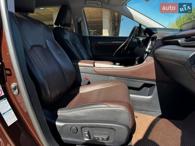 Коричневий Лексус РХ, об'ємом двигуна 2 л та пробігом 170 тис. км за 26900 $, фото 28 на Automoto.ua