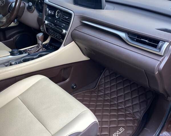 Коричневый Лексус РХ, объемом двигателя 2 л и пробегом 82 тыс. км за 26000 $, фото 10 на Automoto.ua