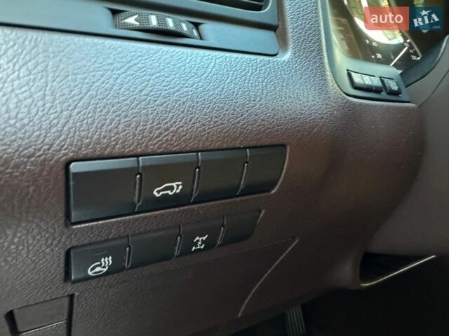 Коричневый Лексус РХ, объемом двигателя 2 л и пробегом 130 тыс. км за 28999 $, фото 24 на Automoto.ua