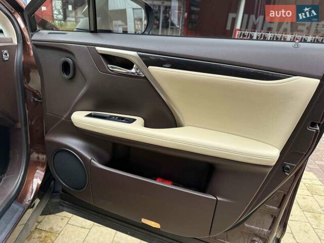 Лексус РХ 2016 в Львове на Automoto.ua Коричневый Лексус РХ, объемом двигателя 2 л и пробегом 113 тыс. км за 33900 $, фото 44 на Automoto.ua