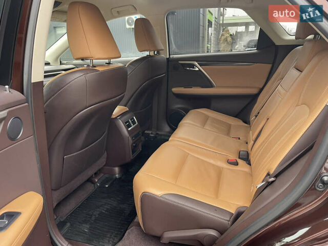 Коричневий Лексус РХ, об'ємом двигуна 2 л та пробігом 188 тис. км за 28000 $, фото 26 на Automoto.ua