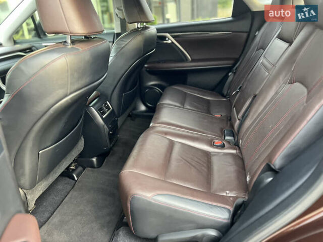 Коричневый Лексус РХ, объемом двигателя 2 л и пробегом 103 тыс. км за 27900 $, фото 5 на Automoto.ua