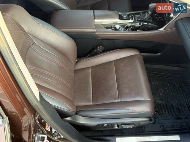 Коричневий Лексус РХ, об'ємом двигуна 2 л та пробігом 160 тис. км за 28300 $, фото 22 на Automoto.ua