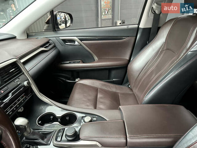 Коричневий Лексус РХ, об'ємом двигуна 2 л та пробігом 178 тис. км за 27500 $, фото 11 на Automoto.ua
