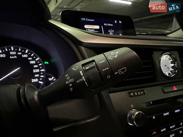 Коричневый Лексус РХ, объемом двигателя 2 л и пробегом 104 тыс. км за 32500 $, фото 48 на Automoto.ua