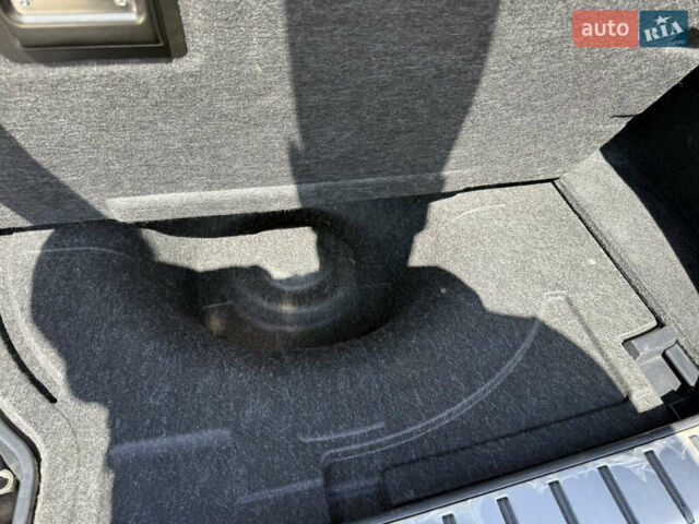 Коричневий Лексус РХ, об'ємом двигуна 2 л та пробігом 138 тис. км за 28700 $, фото 23 на Automoto.ua