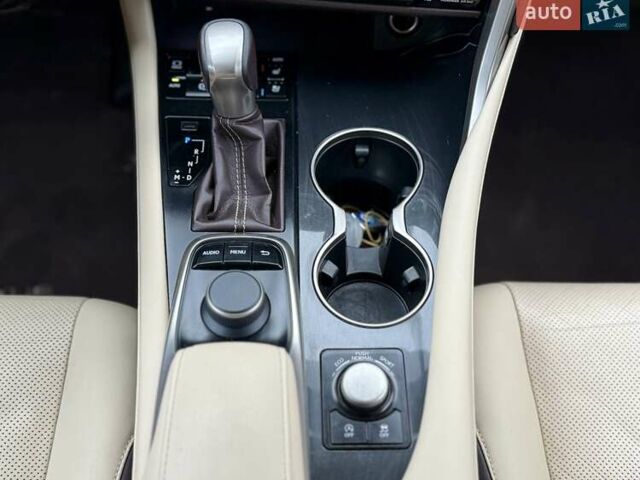 Коричневый Лексус РХ, объемом двигателя 2 л и пробегом 110 тыс. км за 33500 $, фото 32 на Automoto.ua