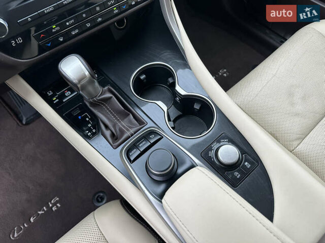 Лексус РХ 2016 у Києві на Automoto.ua Коричневий Лексус РХ, об'ємом двигуна 2 л та пробігом 110 тис. км за 34500 $, фото 19 на Automoto.ua