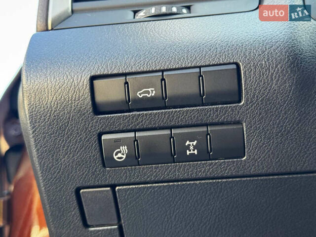 Коричневий Лексус РХ, об'ємом двигуна 2 л та пробігом 170 тис. км за 26900 $, фото 47 на Automoto.ua